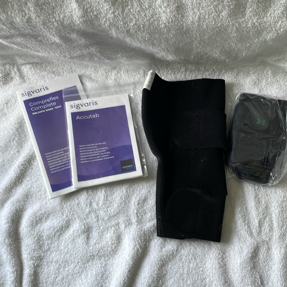 Sigvaris Compreflex Complete Inelastic Wrap Calf - Two In Black - Picture 4 of 6